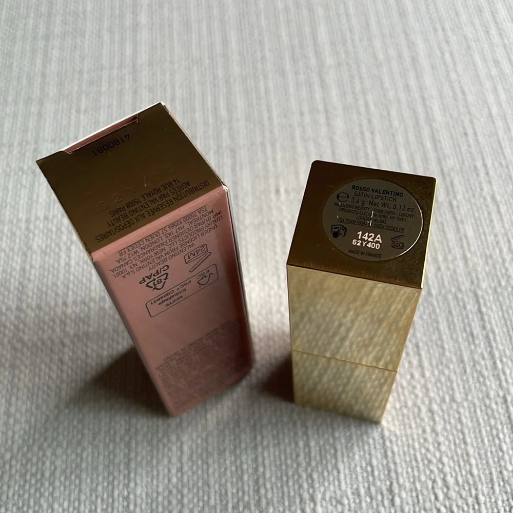 Valentino Rosso Valentino Satin Lip Color — 142A flirty nude